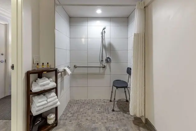 Standard Oda, 2 Çift Kişilik Yatak, Engellilere Uygun, Sigara İçilmez