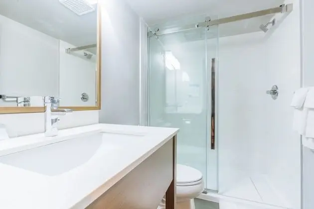 Standard Oda, 1 En Büyük (King) Boy Yatak, Sigara İçilmez (Shower Only)