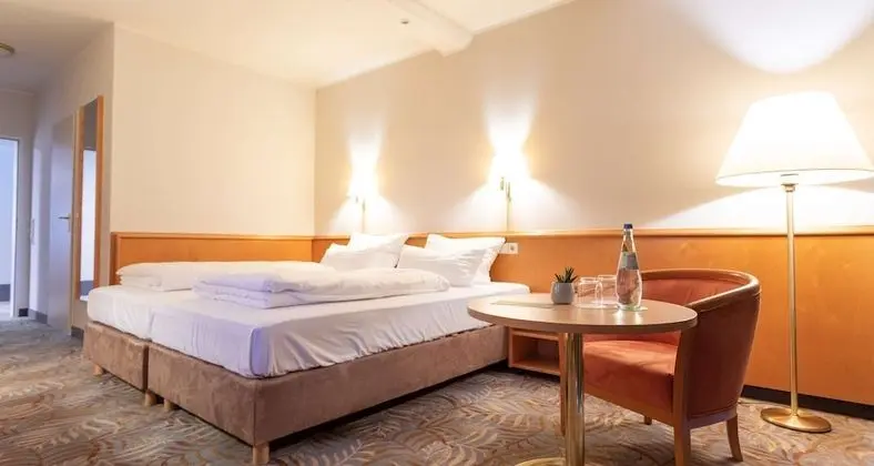 Standard Oda, 1 Çift Kişilik Yatak (Converts to 2 Twin Beds)