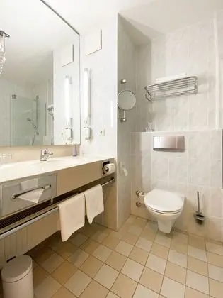 Standard Oda, 1 Çift Kişilik Yatak (Converts to 2 Twin Beds)