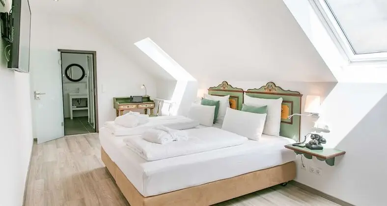 Standard Stüdyo, 1 Çift Kişilik Yatak (Larger Room)