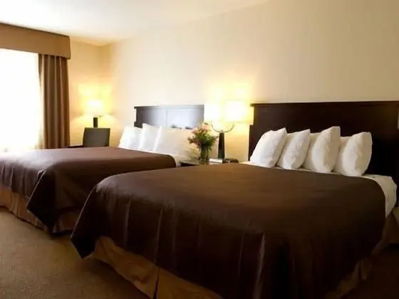 Standard Oda, 2 Büyük (Queen) Boy Yatak, Engellilere Uygun, Küvet