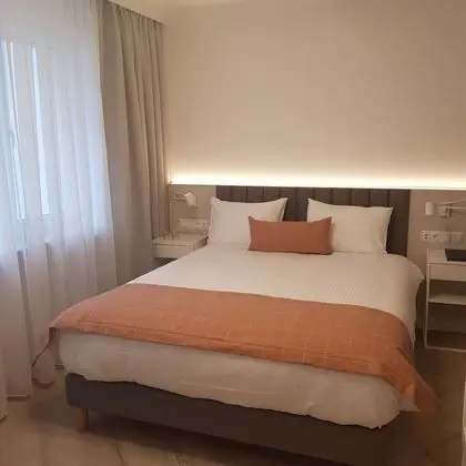 Standard Stüdyo, 1 En Büyük (King) Boy Yatak, Küçük Mutfak