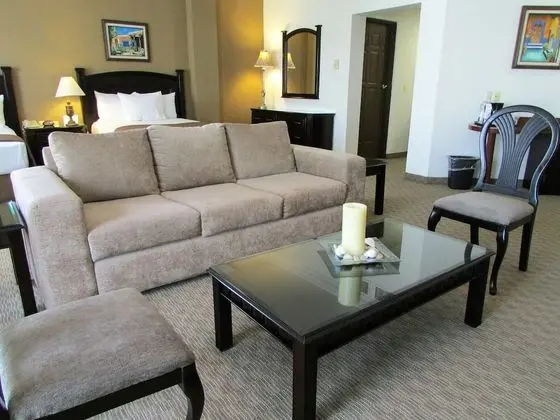 Süit, 2 Çift Kişilik Yatak, Sigara İçilmez