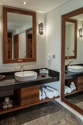 Executive Oda, 1 Çift Kişilik Yatak, Sigara İçilmez