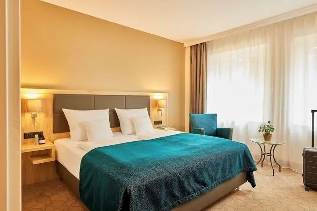 Comfort Oda, 1 Çift Kişilik Yatak (Converts to 2 Twin Beds)