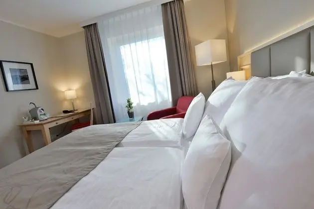 Comfort Oda, 1 Çift Kişilik Yatak (Converts to 2 Twin Beds)
