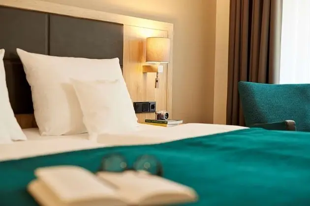 Comfort Oda, 1 Çift Kişilik Yatak (Converts to 2 Twin Beds)