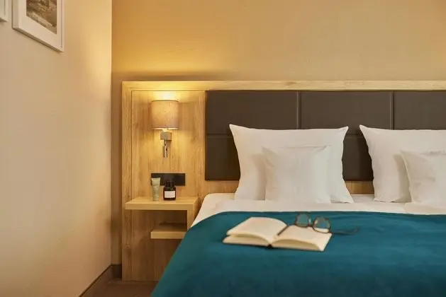 Comfort Oda, 1 Çift Kişilik Yatak (Converts to 2 Twin Beds)