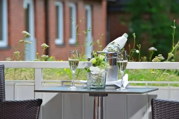 Premium Oda, 1 Çift Kişilik Yatak, Bahçe Manzaralı (Quiet Location)