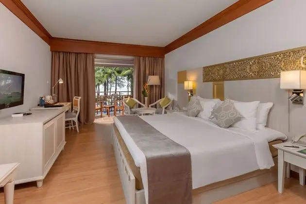 Deluxe Oda, 1 En Büyük (King) Boy Yatak, Balkon, Denize Bakan