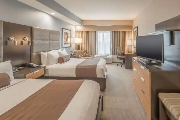 Standard Oda, 2 Büyük (Queen) Boy Yatak, Engellilere Uygun, Küvet