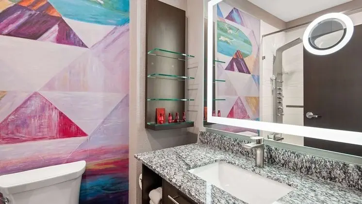 Süit, 2 Büyük (Queen) Boy Yatak, Sigara İçilmez, Mutfak (Walk-in Shower;with Sofabed)