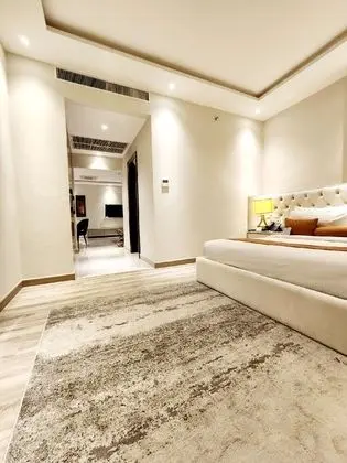 Premier Süit, 1 En Büyük (King) Boy Yatak, Sigara İçilmez, Şehir Manzaralı (with Extra Bed)