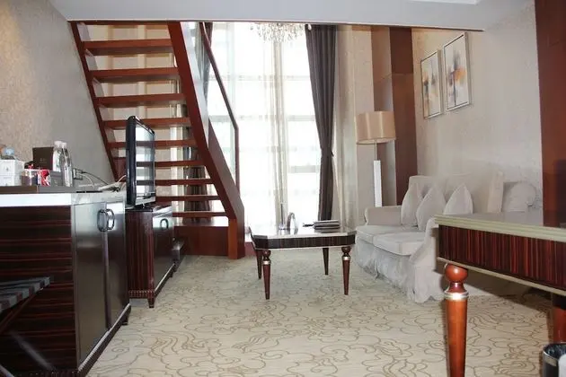 Standard Çatı Katı (Loft), 1 En Büyük (King) Boy Yatak