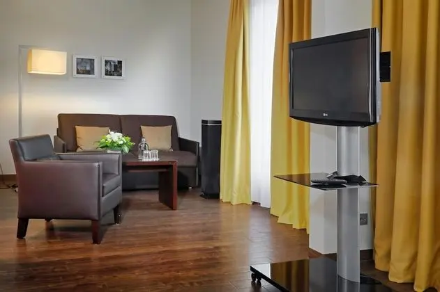 Executive Oda, 1 En Büyük (King) Boy Yatak ve Çekyat, Balkon (with Sofabed)