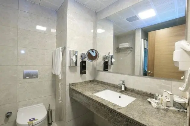 Standart Oda, Şehir Manzaralı