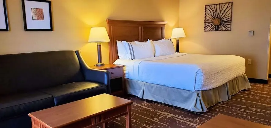 Standard Oda, 1 En Büyük (King) Boy Yatak, Balkon, Göl Kenarı