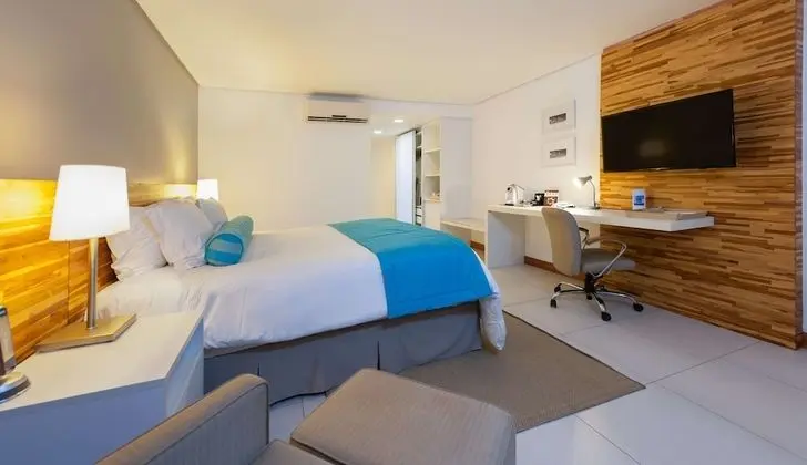 Premium Oda, 1 En Büyük (King) Boy Yatak, Balkon, Okyanusa Sıfır