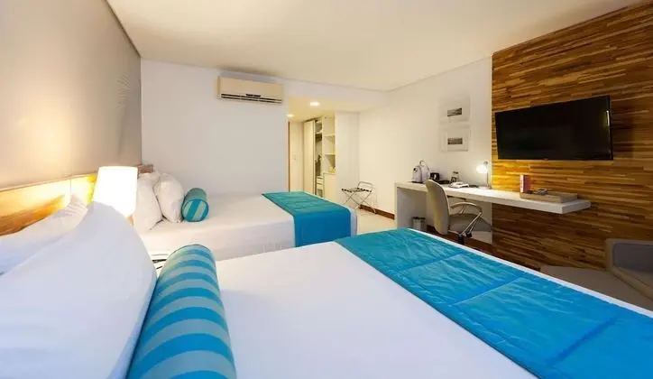 Premium Oda, 2 Büyük (Queen) Boy Yatak, Balkon, Okyanusa Sıfır