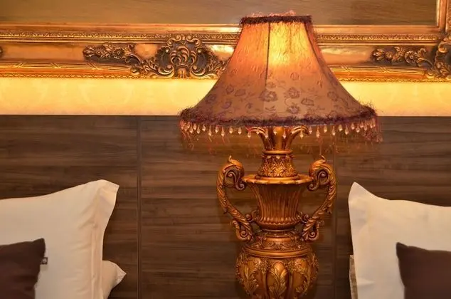 Deluxe Oda, 2 Çift Kişilik Yatak, Sigara İçilmez, Kısmi Deniz Manzarası