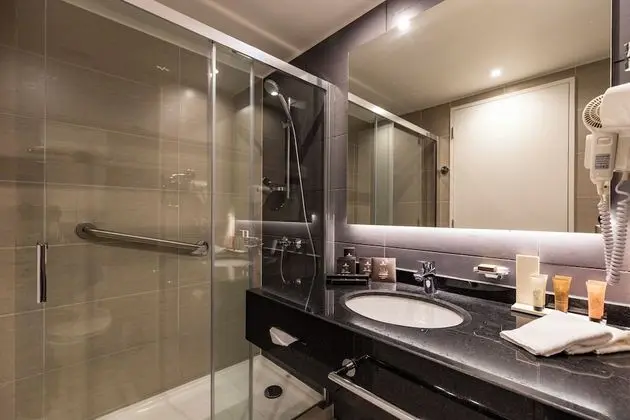 Standard Oda, 1 En Büyük (King) Boy Yatak, Sigara İçilmez, Balkon