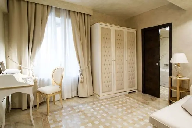 Junior Süit, 1 En Büyük (King) Boy Yatak, Sigara İçilmez (Living Room)