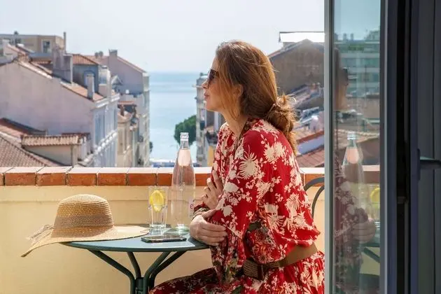 Deluxe Tek Büyük Yataklı Oda, Balkon
