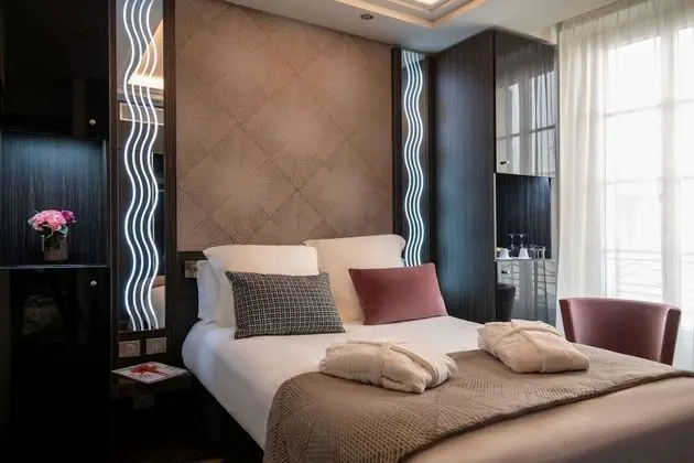 Superior Tek Büyük Yataklı Oda, Şehir Manzaralı