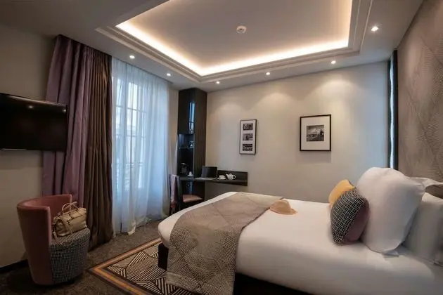 Superior Tek Büyük Yataklı Oda, Şehir Manzaralı