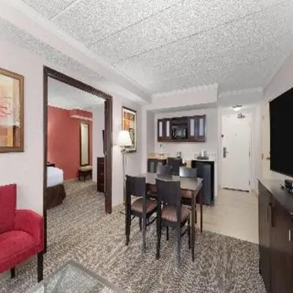 JUNIOR SUITE