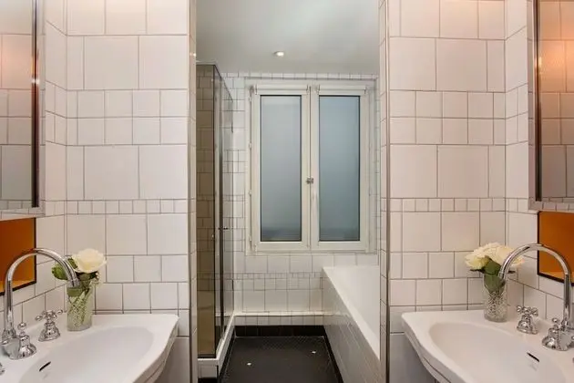 Süit (Extra Bed 2 Adults + 1 Child)