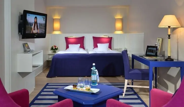 Deluxe Oda, 1 Çift Kişilik Yatak (Converts to 2 Twin Beds)