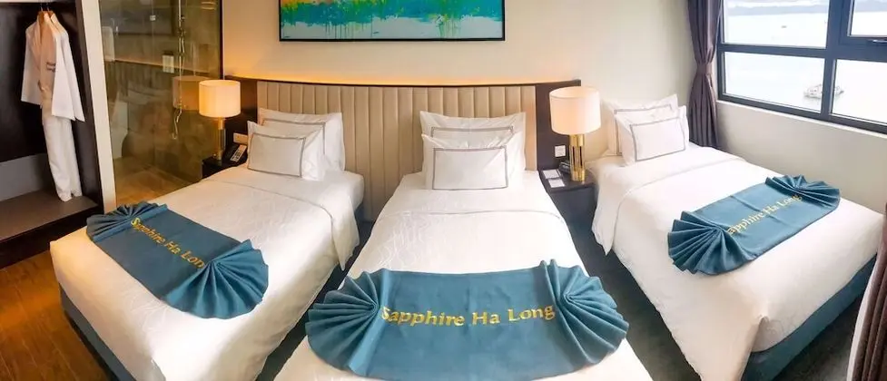 Premier Oda, 3 Tek Kişilik Yatak, Sigara İçilmez, Koy Manzaralı (Balcony)