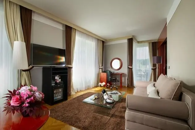 Süit, 1 En Büyük (King) Boy Yatak, Şehir Manzaralı (Balcony)