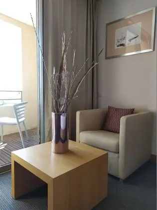 Junior Süit, 1 Büyük (Queen) Boy Yatak, Sigara İçilmez, Deniz Manzaralı