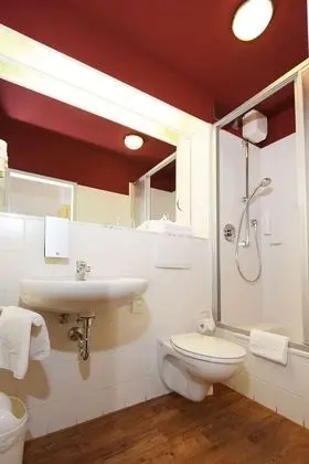 Standard Oda, 1 Çift Kişilik Yatak