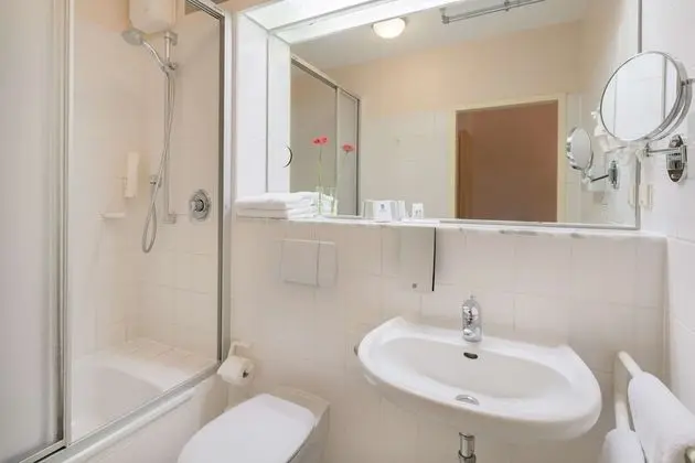 Standard Oda, 1 Çift Kişilik Yatak