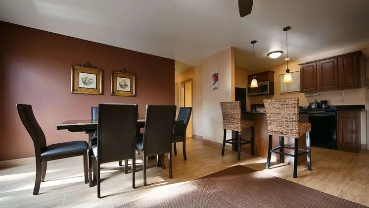 Süit, Birden Çok Yatak, Sigara İçilmez, Balkon