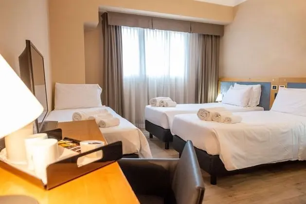 Economy Oda, Birden Çok Yatak (Converts to 2 Twin Beds)