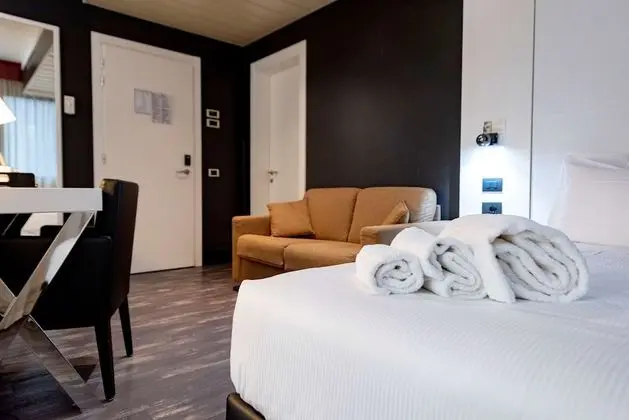 Superior Oda, Birden Çok Yatak (Converts to 2 Twin Beds)