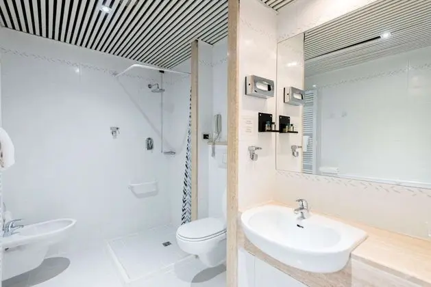 Superior Oda, Birden Çok Yatak (Converts to 2 Twin Beds)