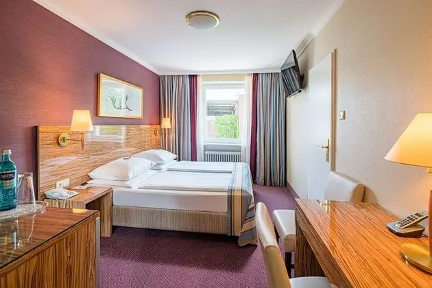 Standard Oda, 1 Çift Kişilik Yatak