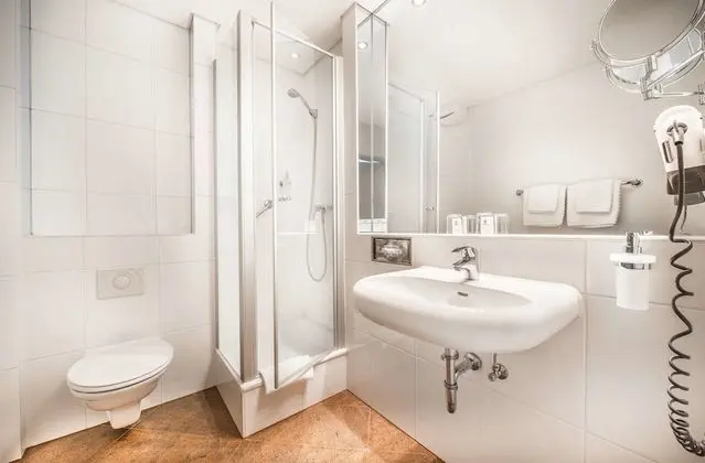 Standard Oda, 1 Çift Kişilik Yatak