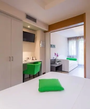 Standard Oda, 1 Büyük (Queen) Boy Yatak, Balkon, Bahçe Manzaralı