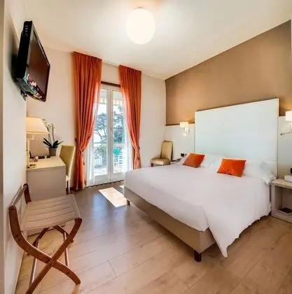 Standard Oda, Birden Çok Yatak, Teras, Deniz Manzaralı