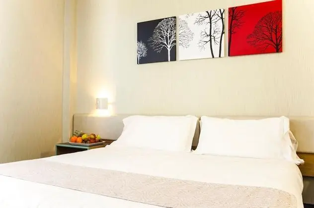 Standard Oda, 1 Büyük (Queen) Boy Yatak