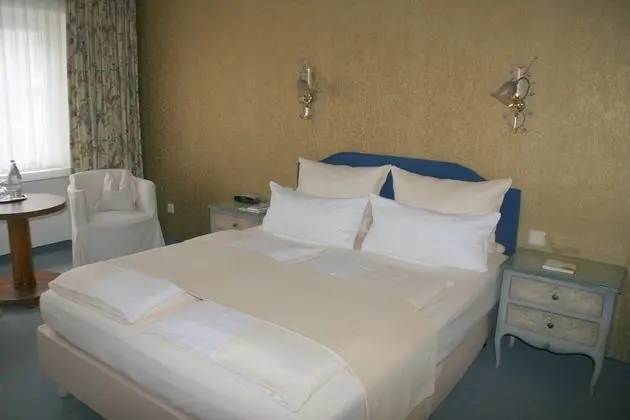 Comfort Oda, 1 Büyük (Queen) Boy Yatak