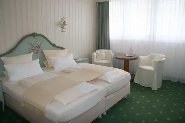 Comfort Oda, 1 Büyük (Queen) Boy Yatak