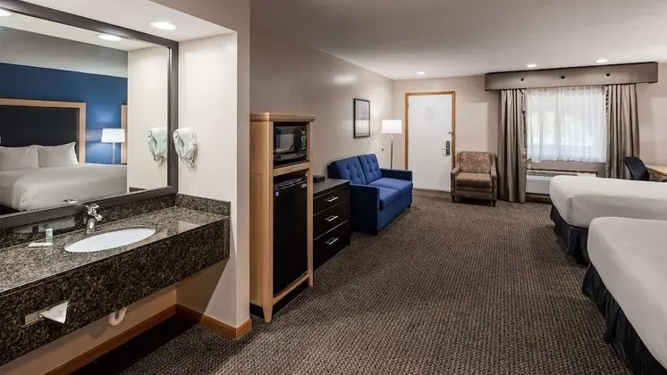 Standard Oda, 2 Büyük (Queen) Boy Yatak, Balkon, Nehir Manzaralı (with Sofabed)